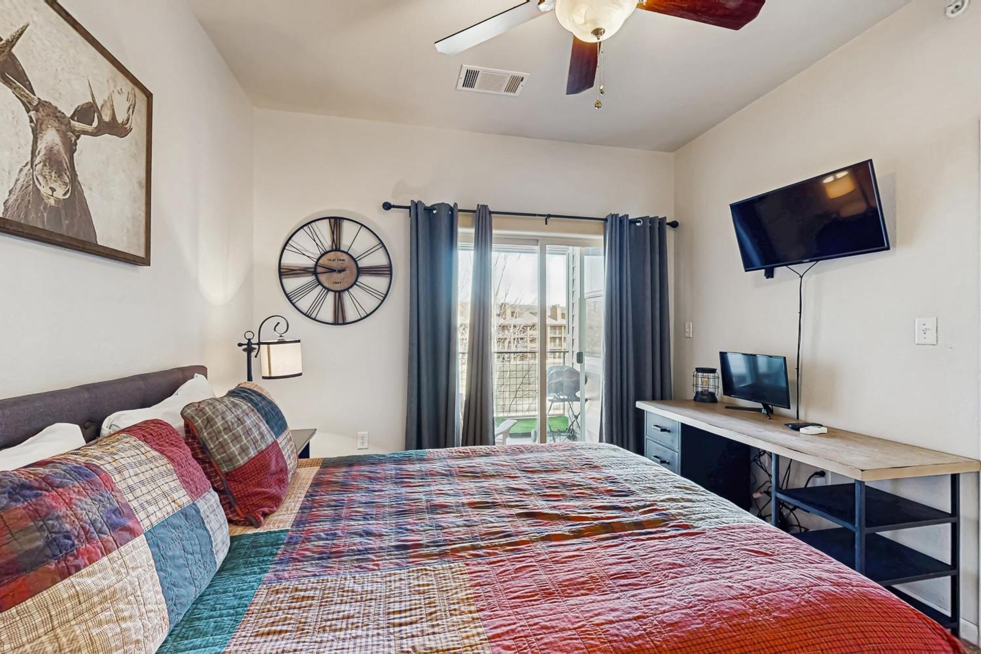 Lodge At Ten Mile Granby Bagian luar foto