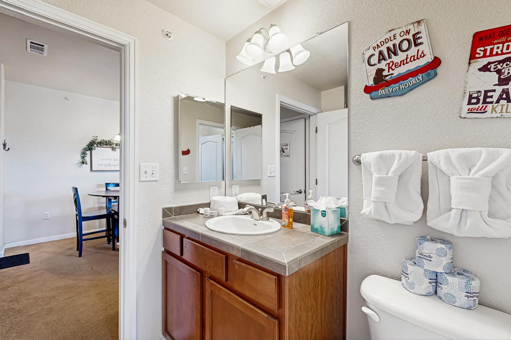 Lodge At Ten Mile Granby Bagian luar foto